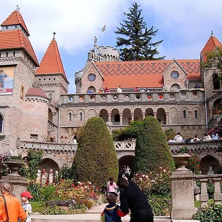 Korona Apartman Székesfehérvár Exterior foto